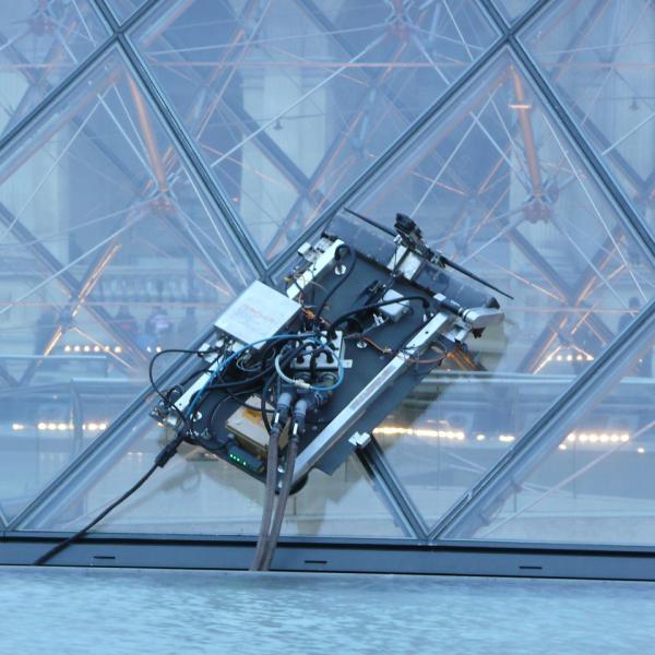 WindowBot Vertical Cleaner
